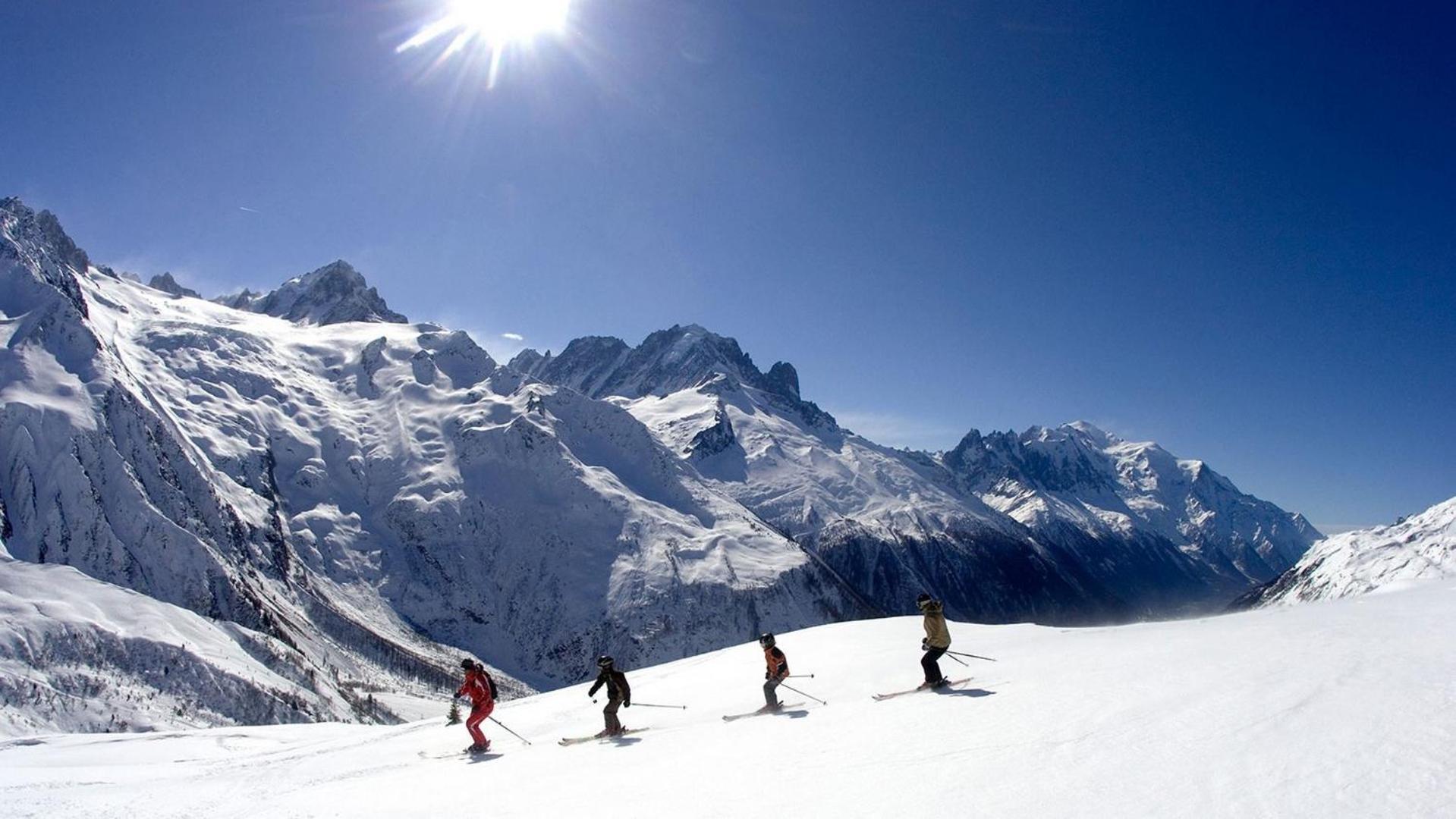 Апартаменты Chamois Blanc Terrasse - A Chamonix Haven Near Aiguille Du Midi Экстерьер фото